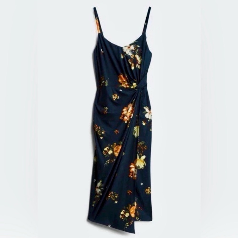 NWOT Floral Knot-Front Dress
